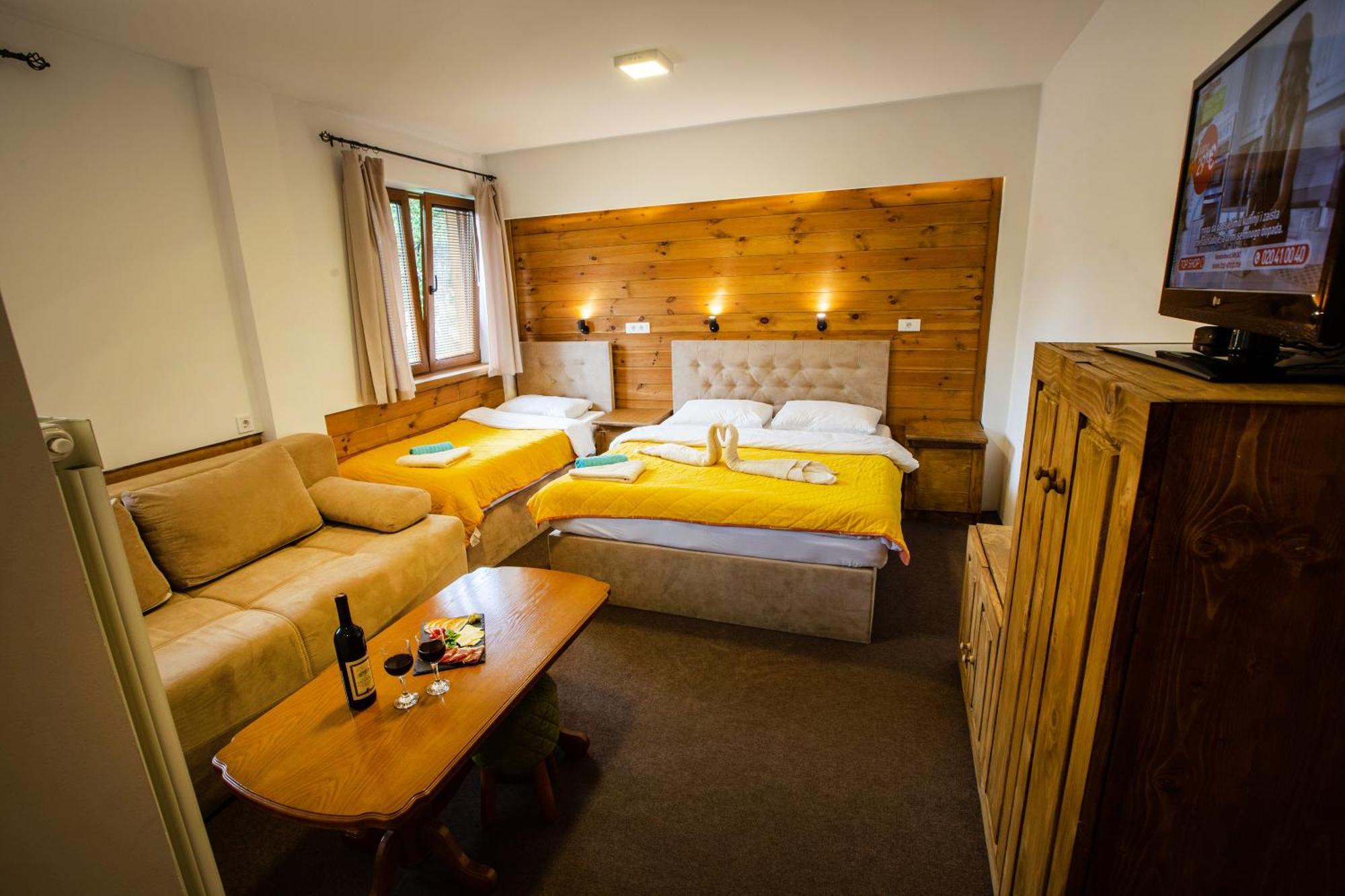 Apartments Tango コラシン 部屋 写真